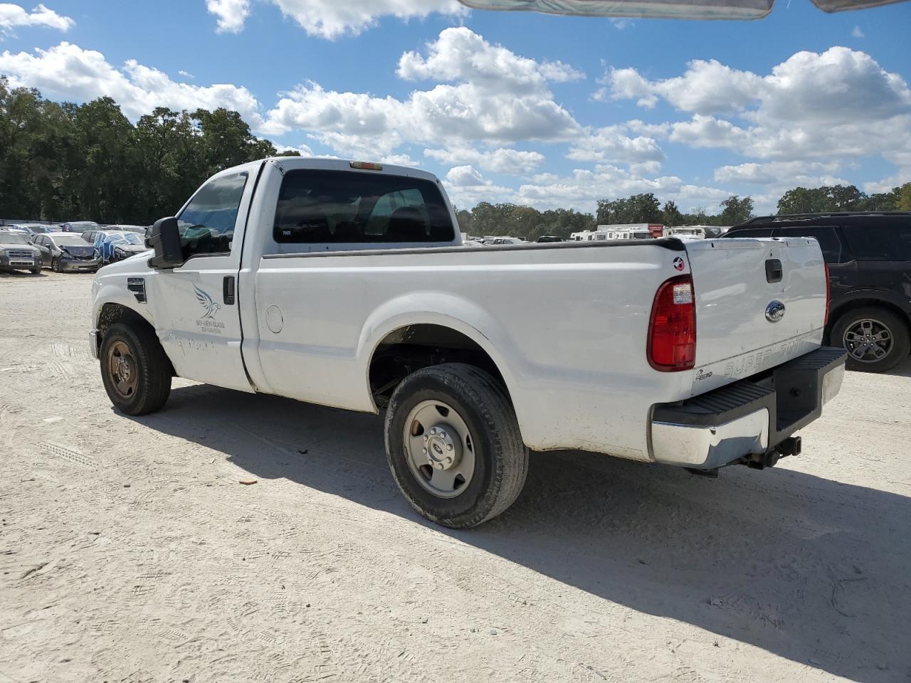2008 Ford F250 Super Duty - Image 2