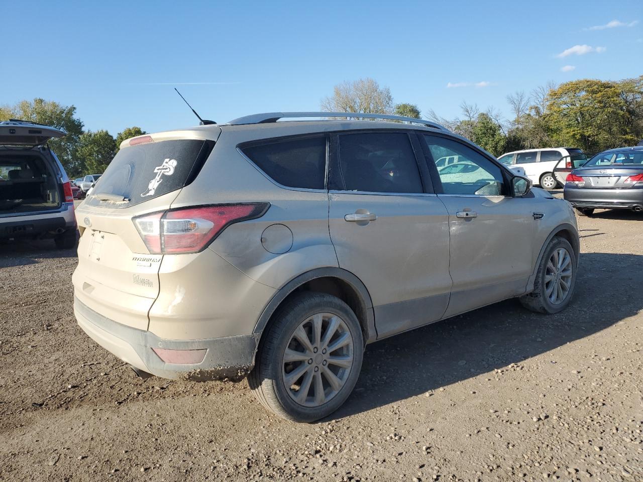 2017 Ford Escape Titanium - Фото 3