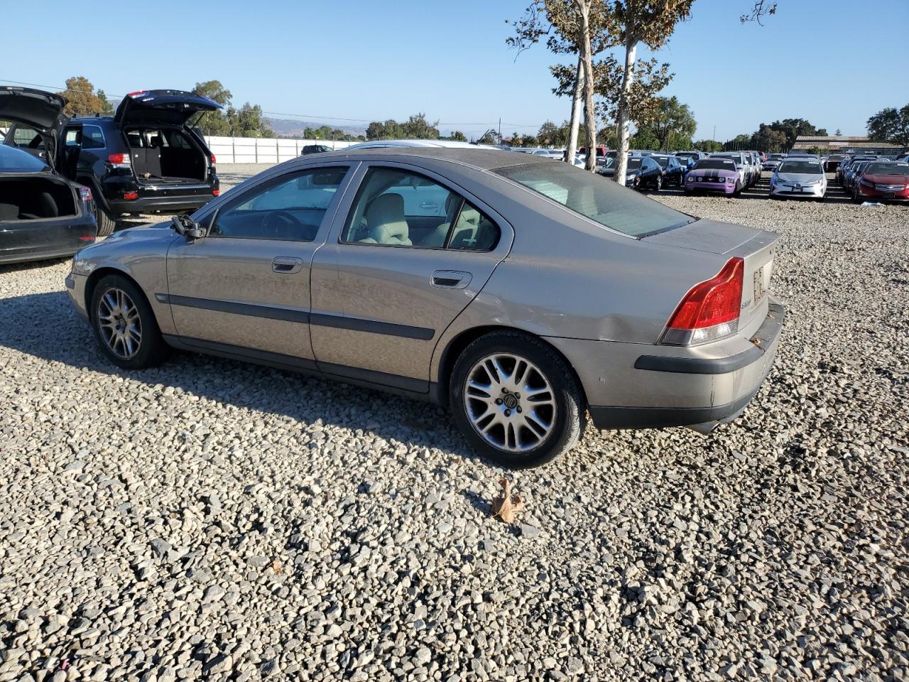 2004 Volvo S60 2.5T - Фото 2