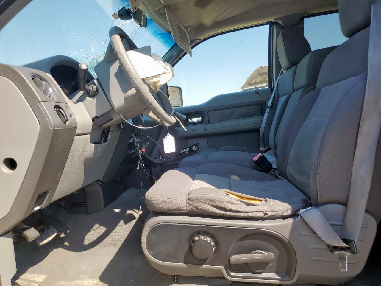 2004 Ford F150 - Фото 7