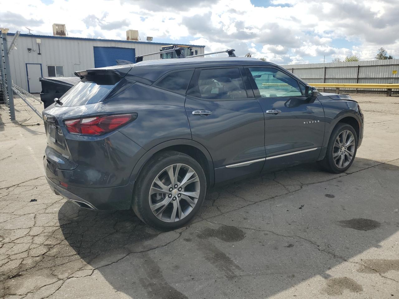 2021 Chevrolet Blazer Premier - Image 3