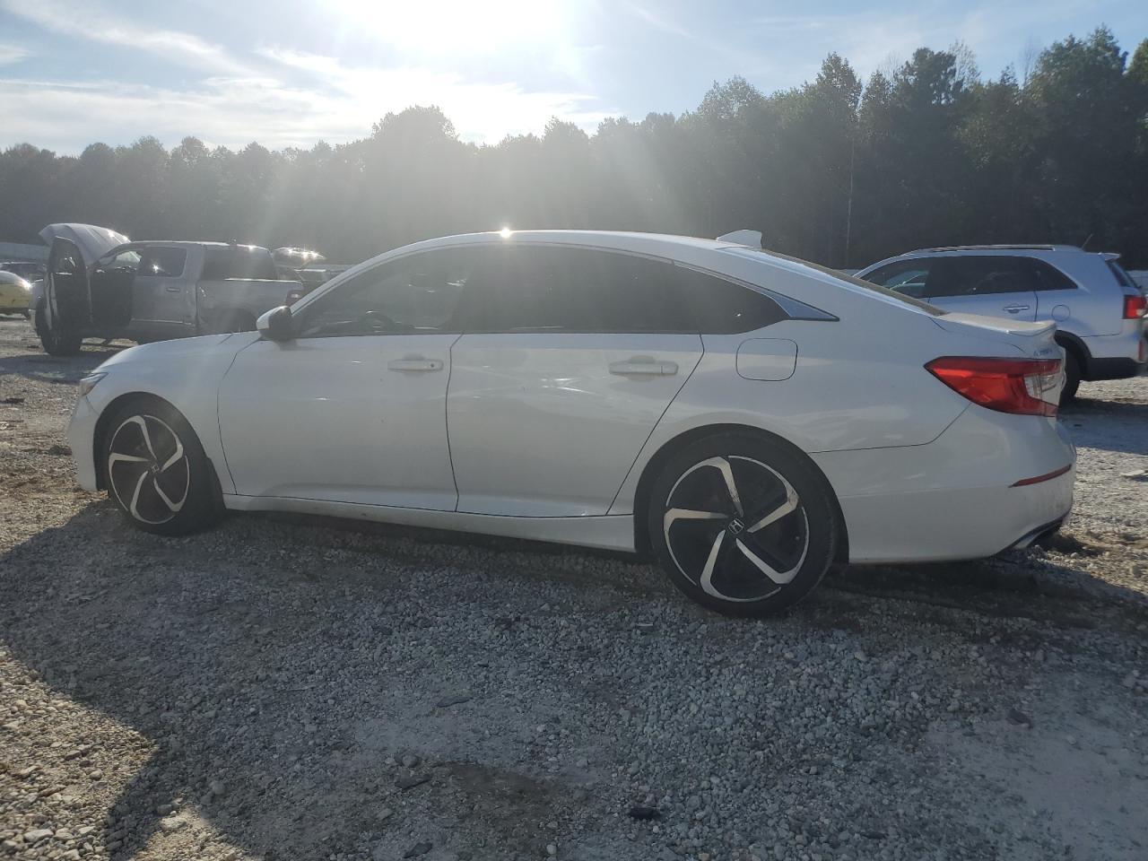 2018 Honda Accord Sport - Image 2