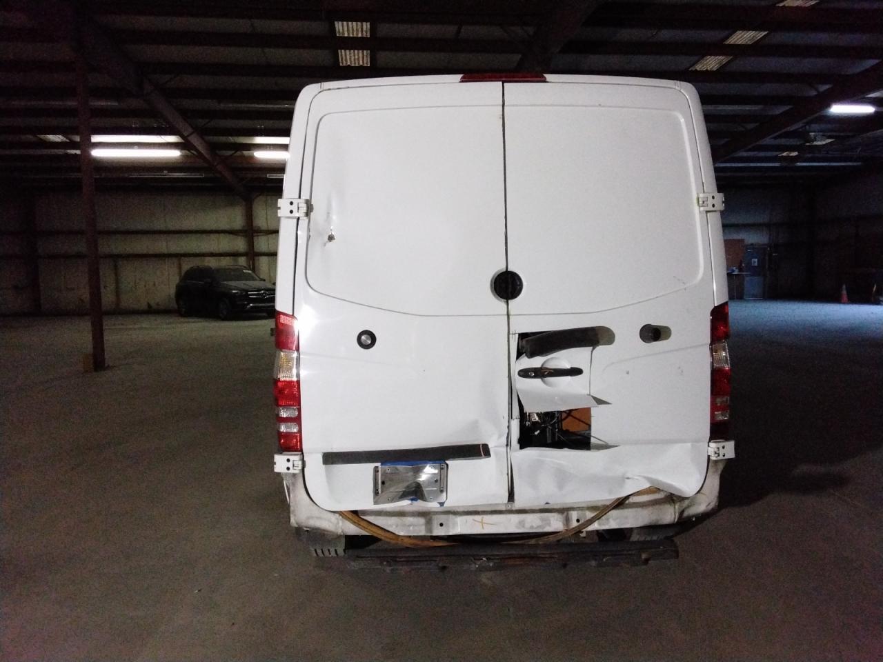 2015 Mercedes-Benz Sprinter 2500 - Фото 6