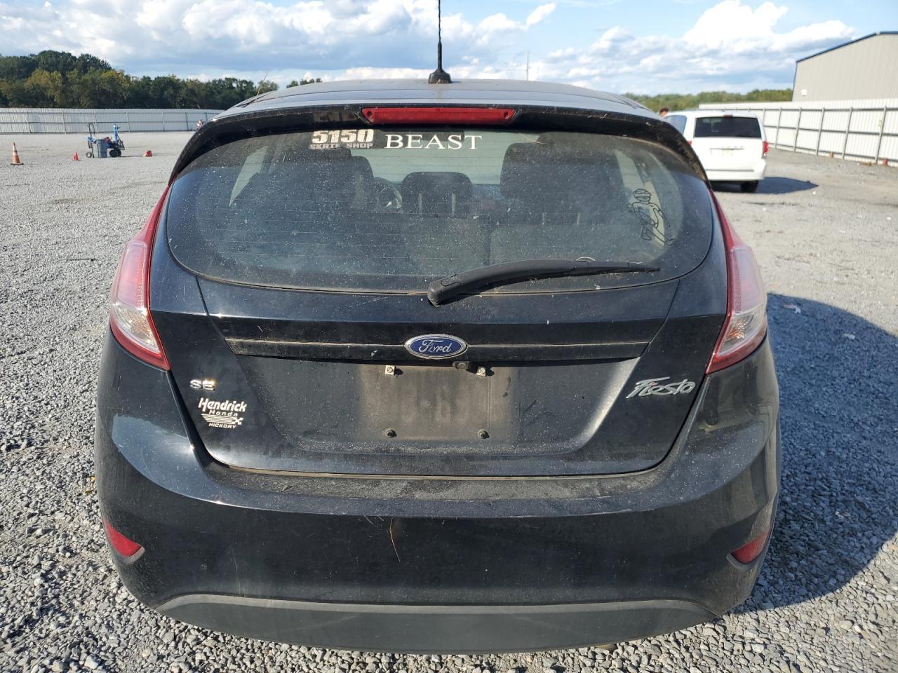 2018 Ford Fiesta Se - Фото 6