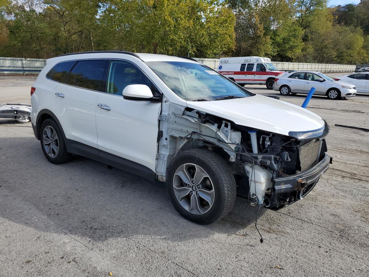 2016 Hyundai Santa Fe Se - Image 4