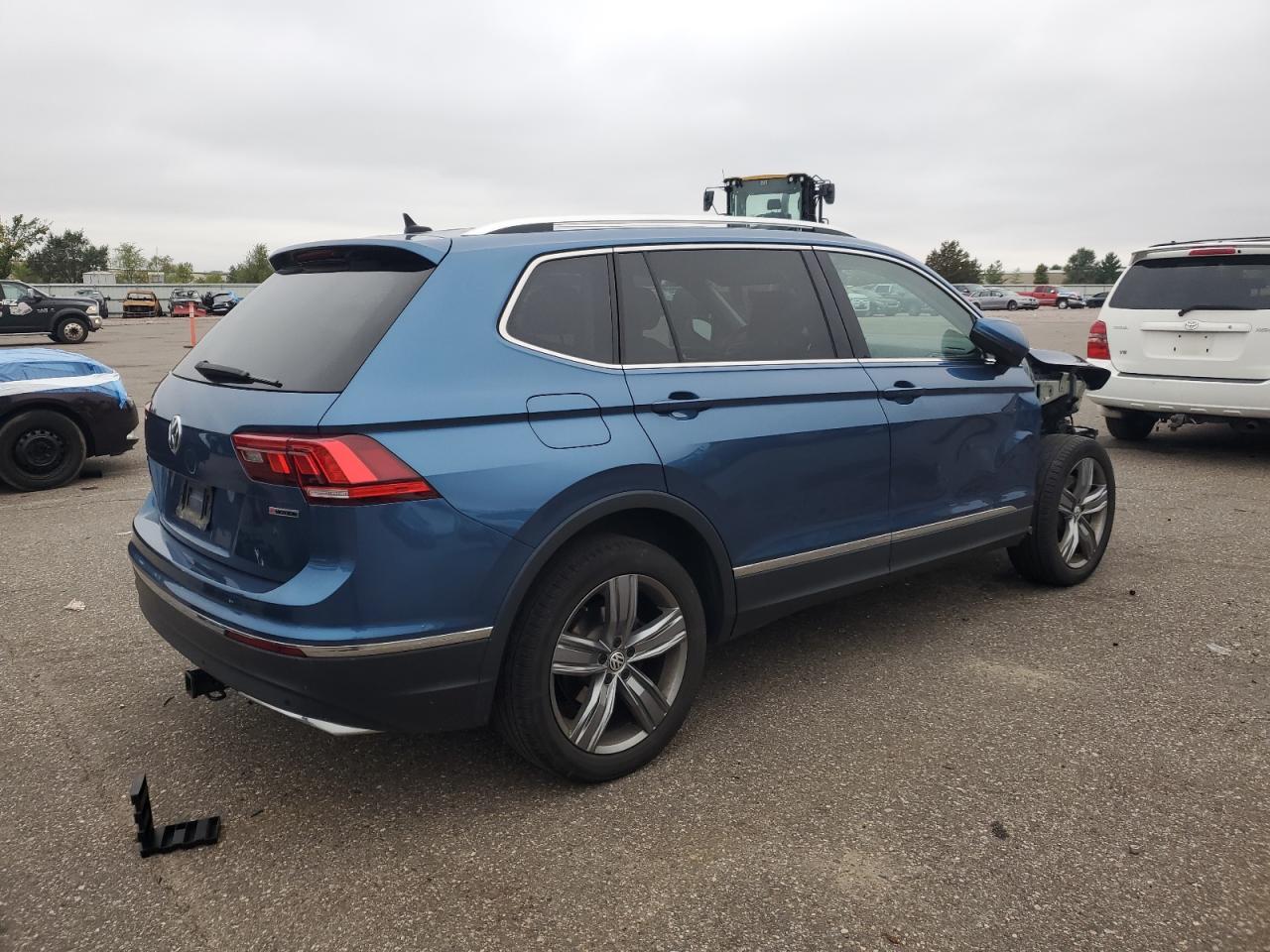2020 Volkswagen Tiguan Se - Фото 3