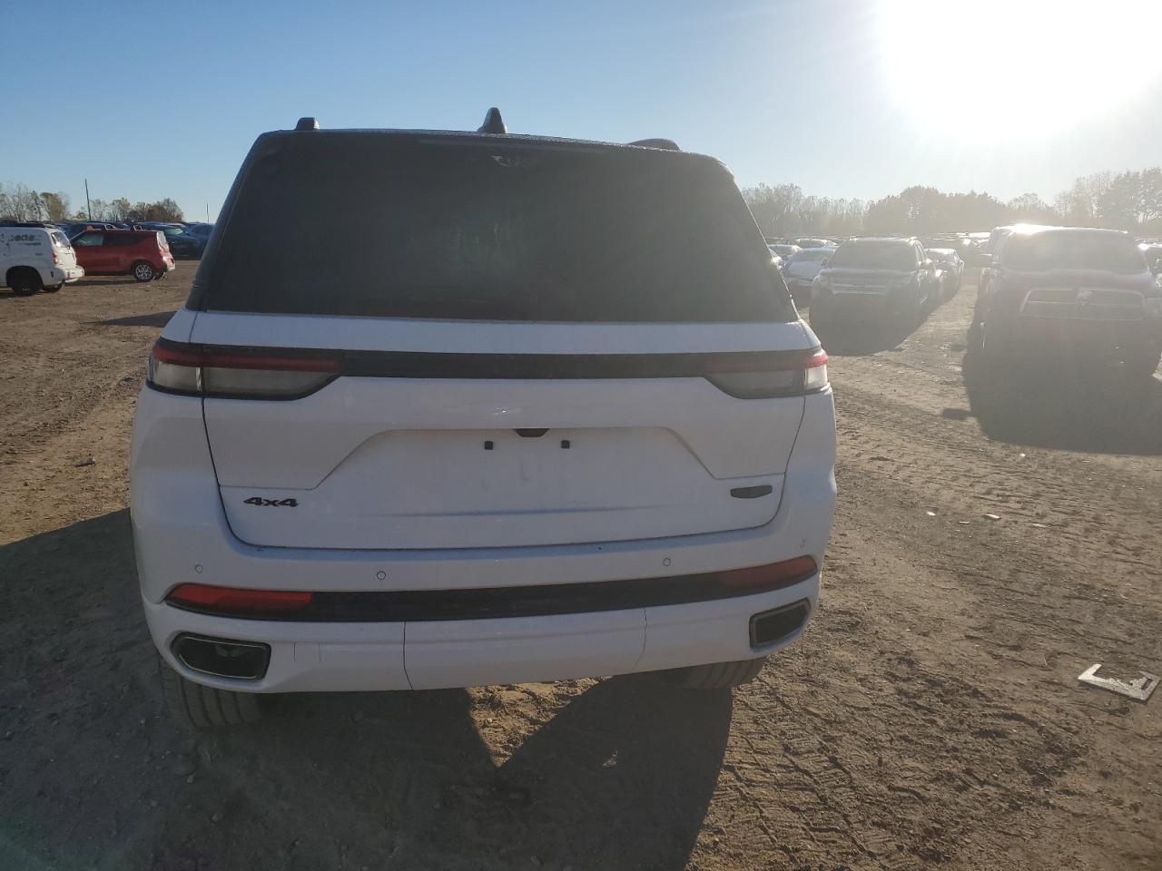 2025 Jeep Grand Cherokee Summit - Фото 6