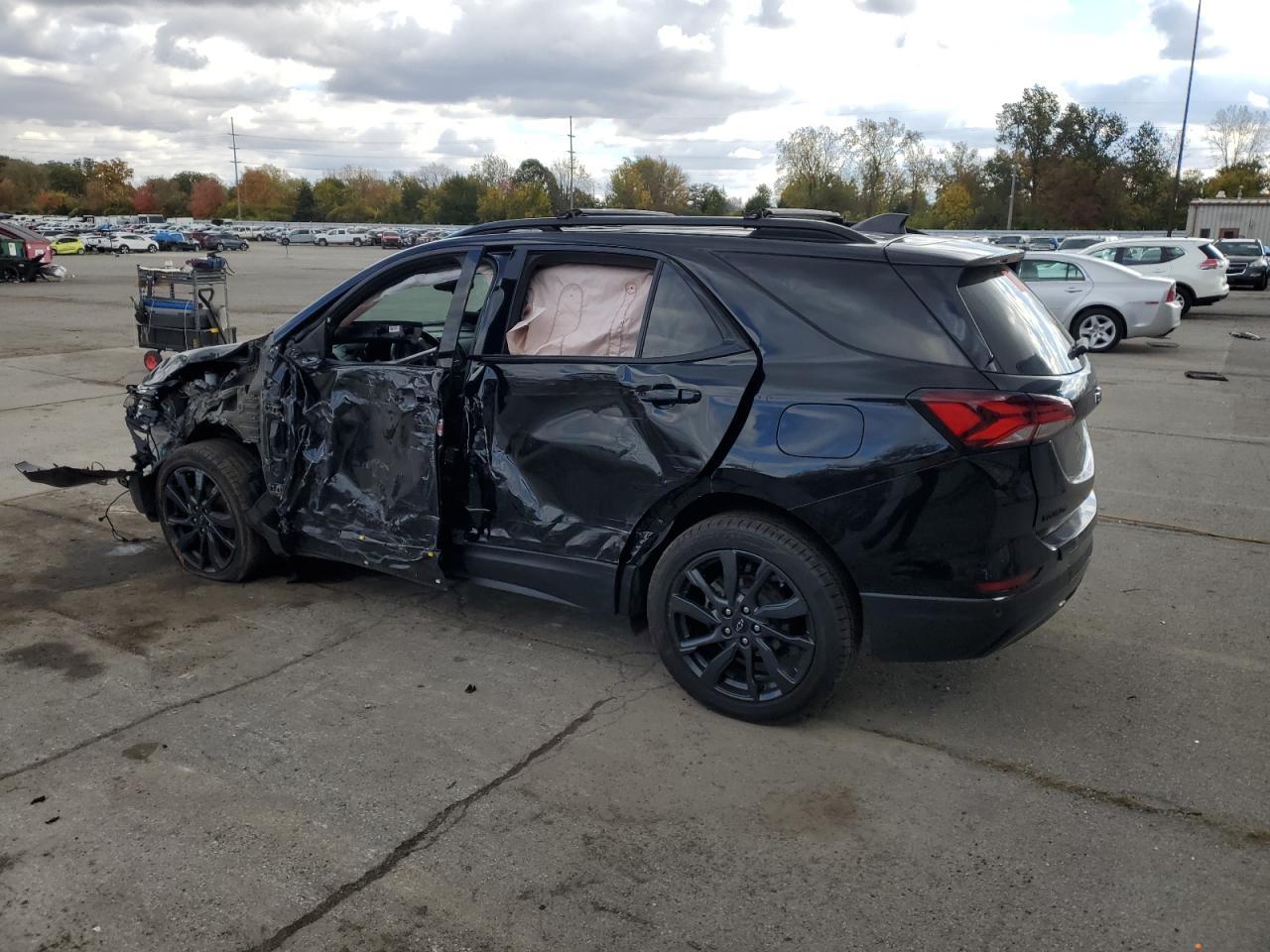 2022 Chevrolet Equinox Rs - Фото 2