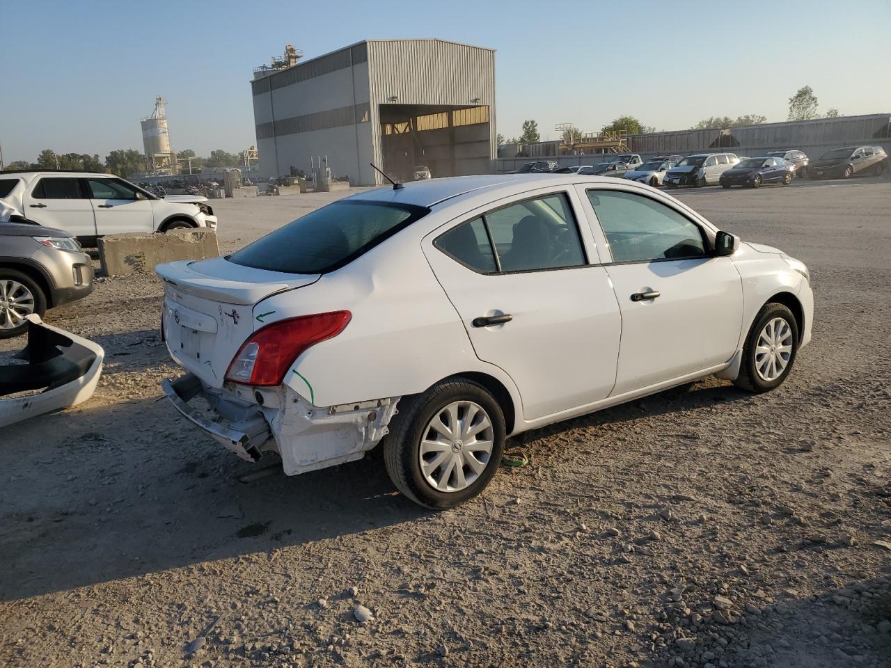 2017 Nissan Versa S - Image 3