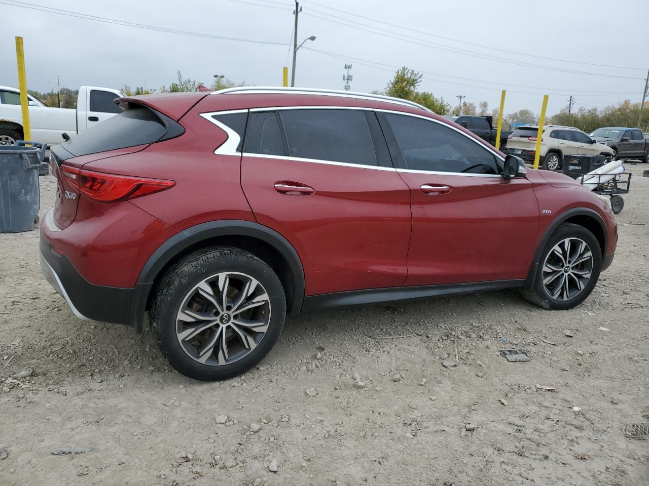 2017 Infiniti Qx30 Premium - Image 3