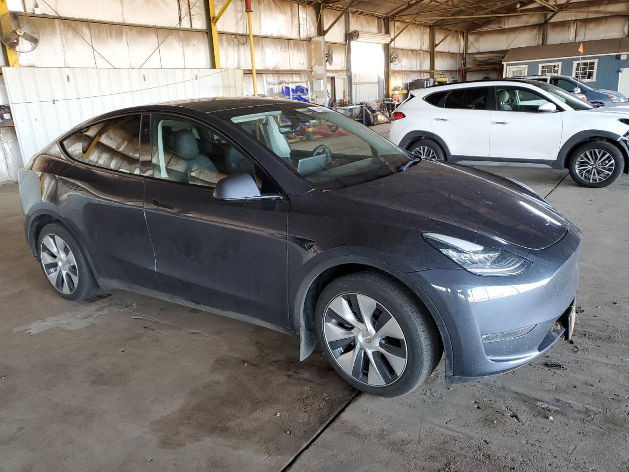 2023 Tesla Model Y - Фото 4