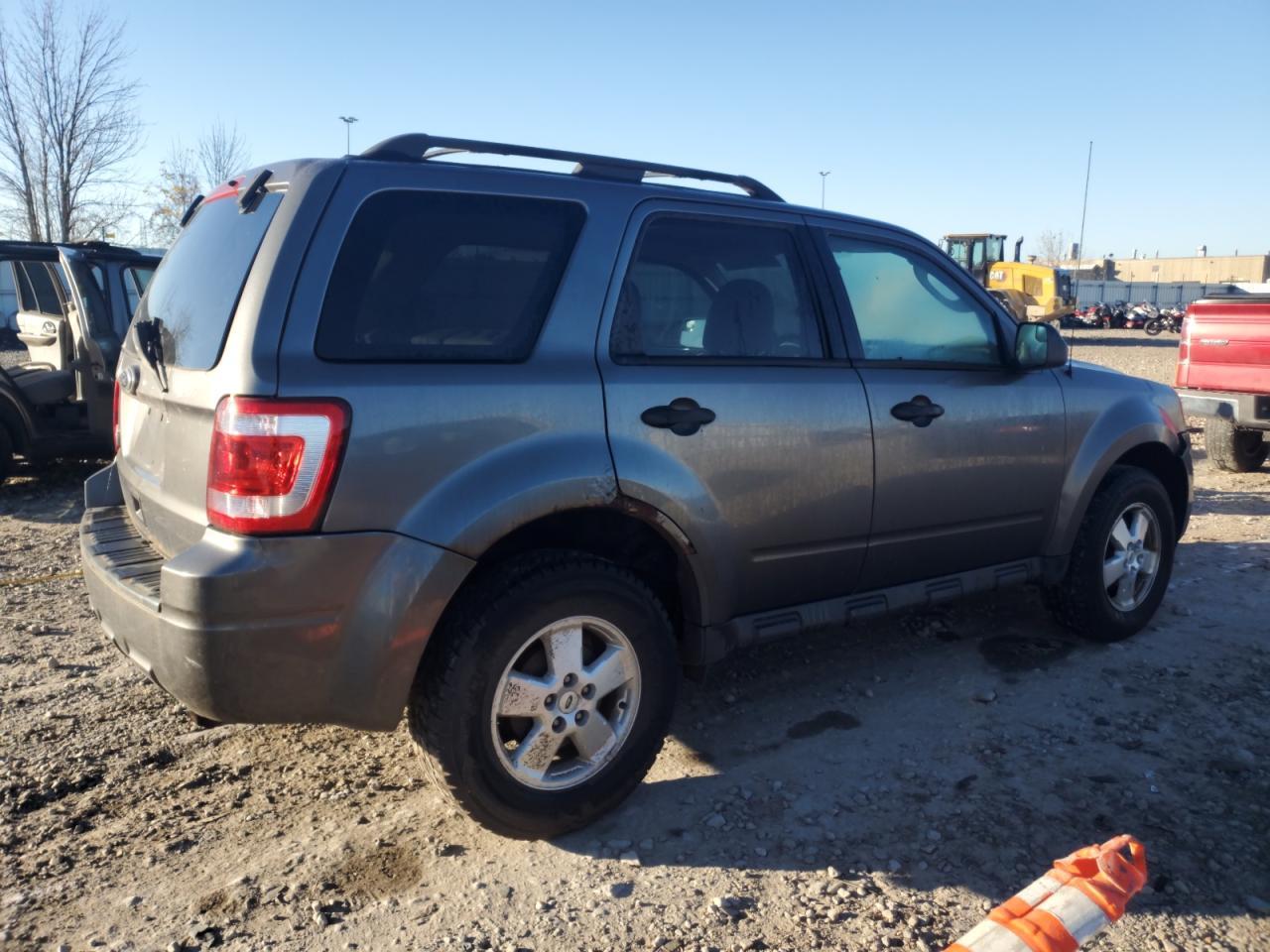 2012 Ford Escape Xlt - Фото 3