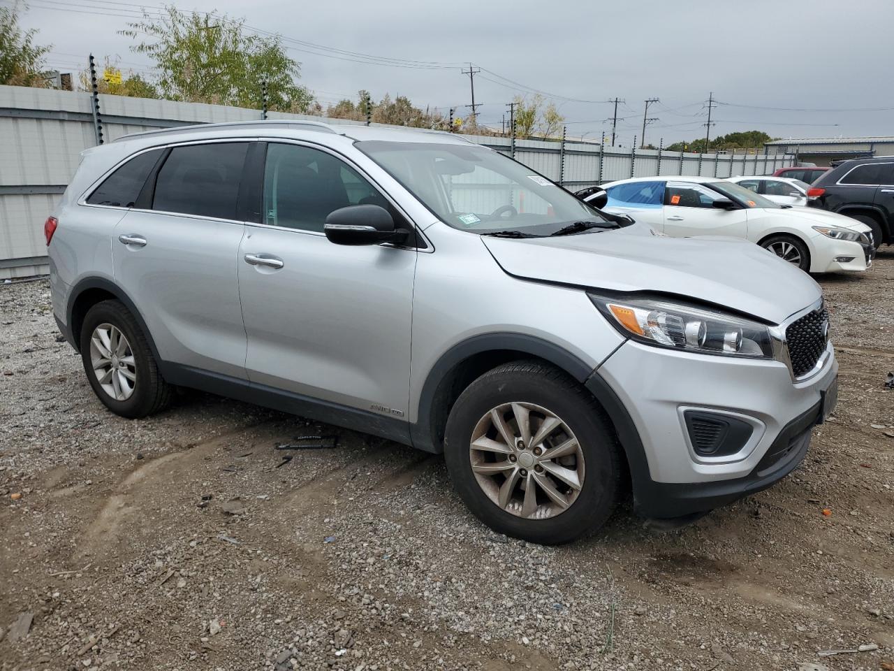 2016 Kia Sorento Lx - Image 4