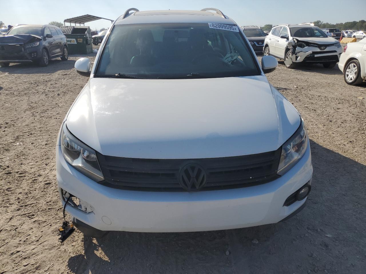 2015 Volkswagen Tiguan S - Image 5