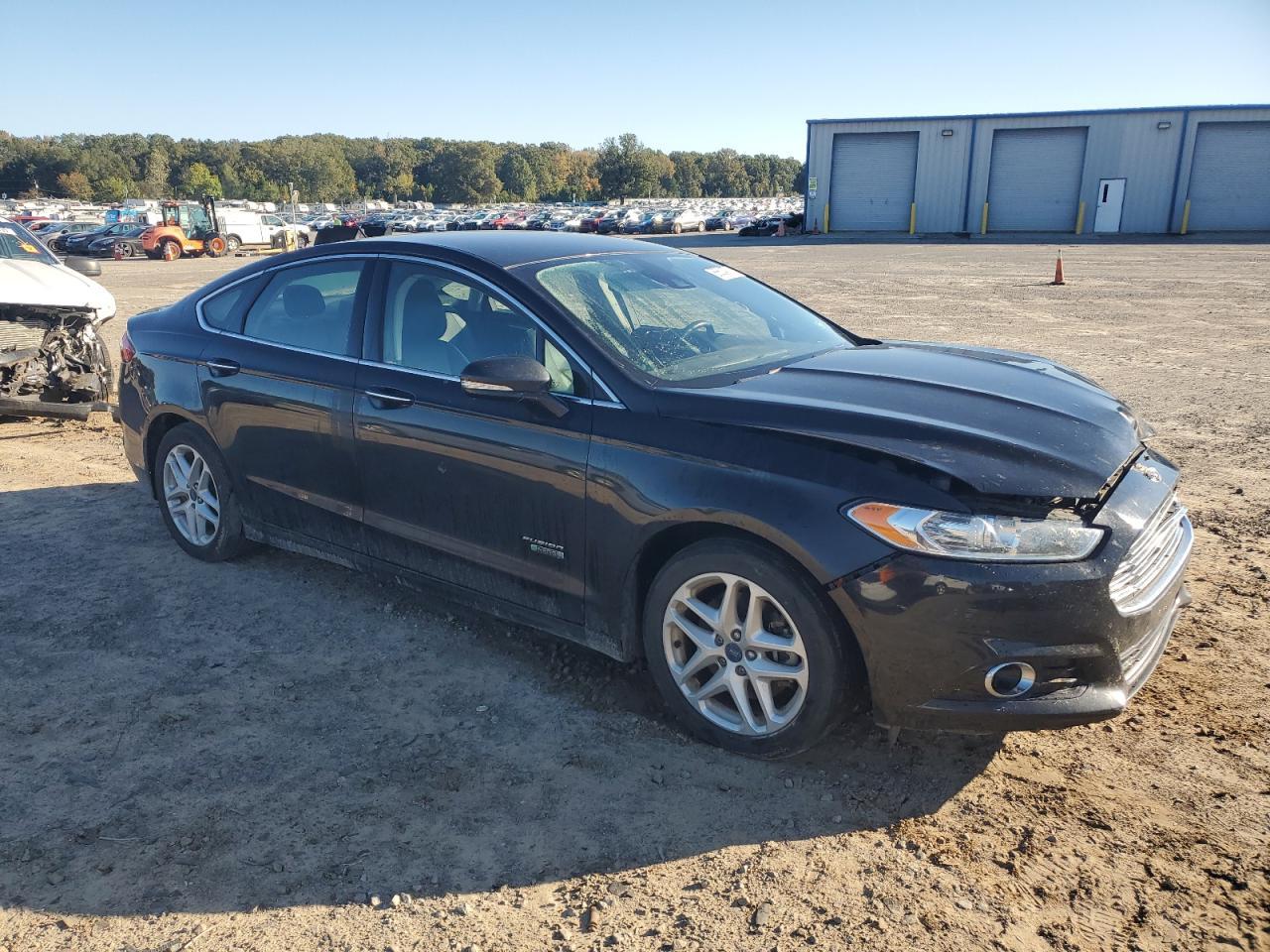 2014 Ford Fusion Titanium Phev - Image 4
