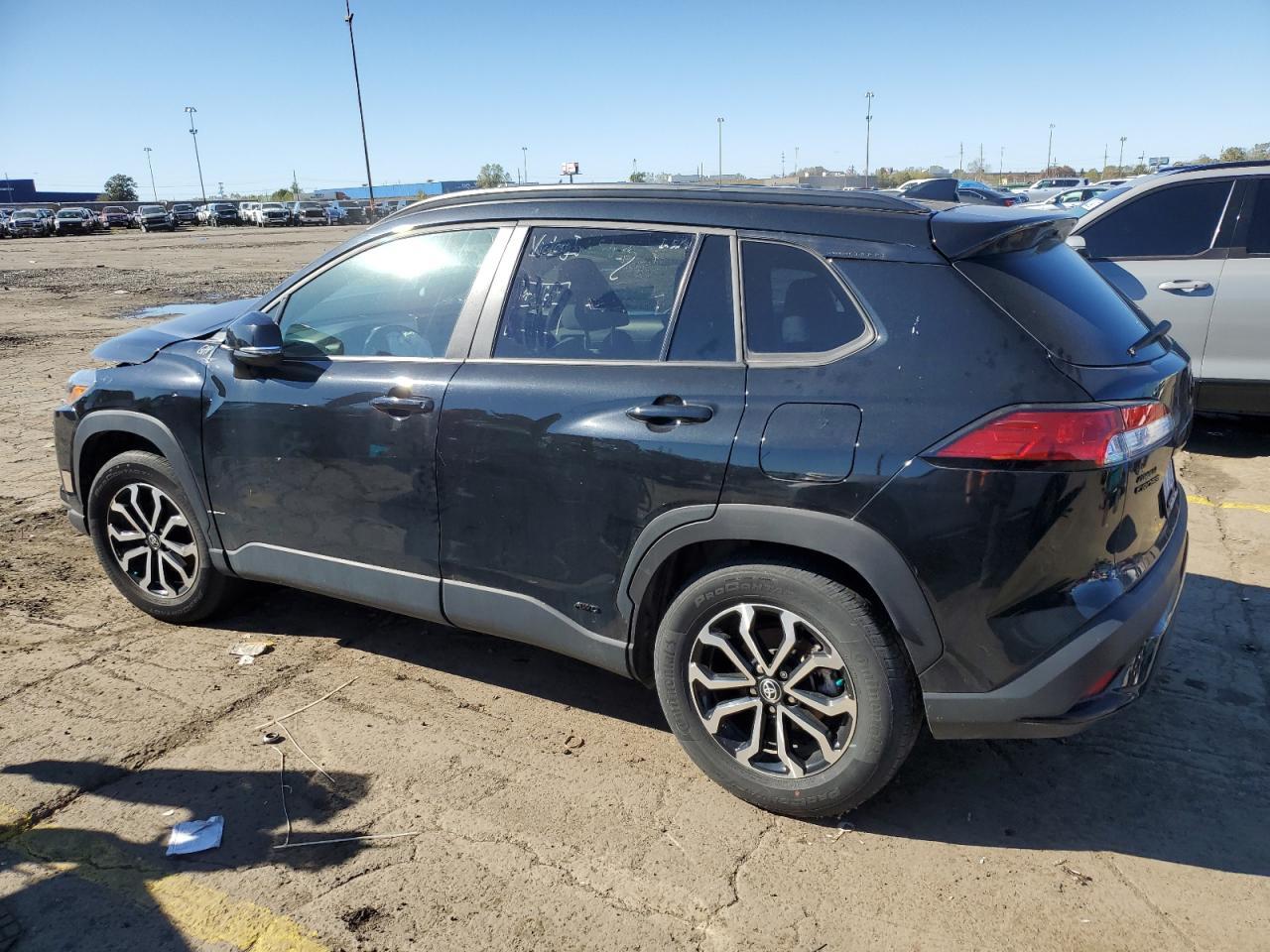 2023 Toyota Corolla Cross Le - Image 2