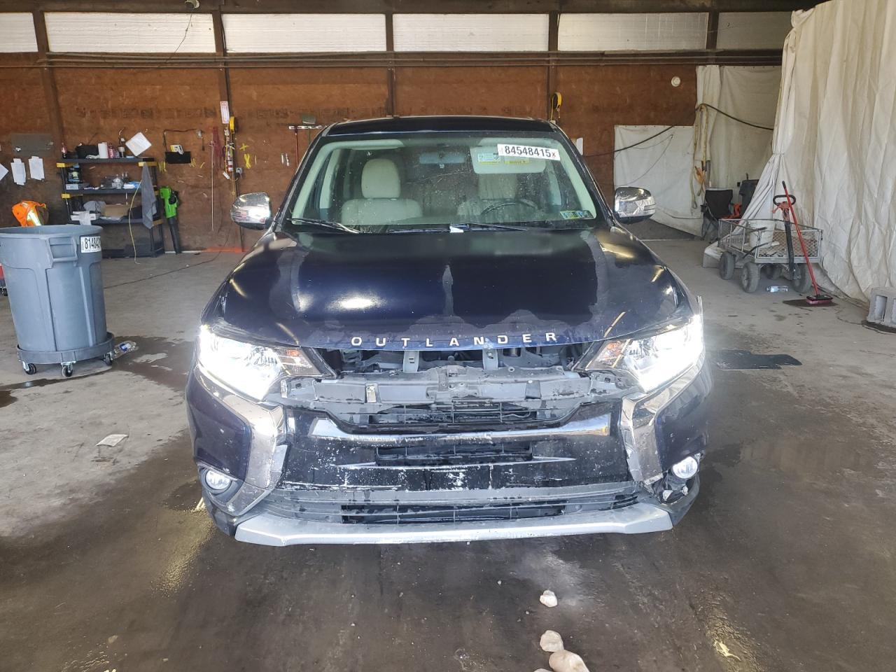 2018 Mitsubishi Outlander Se - Image 5