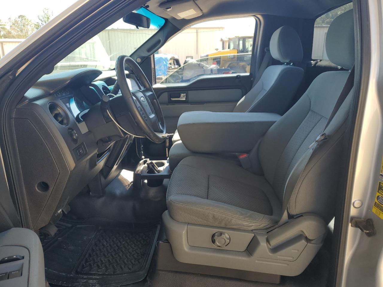 2014 Ford F150 - Фото 7