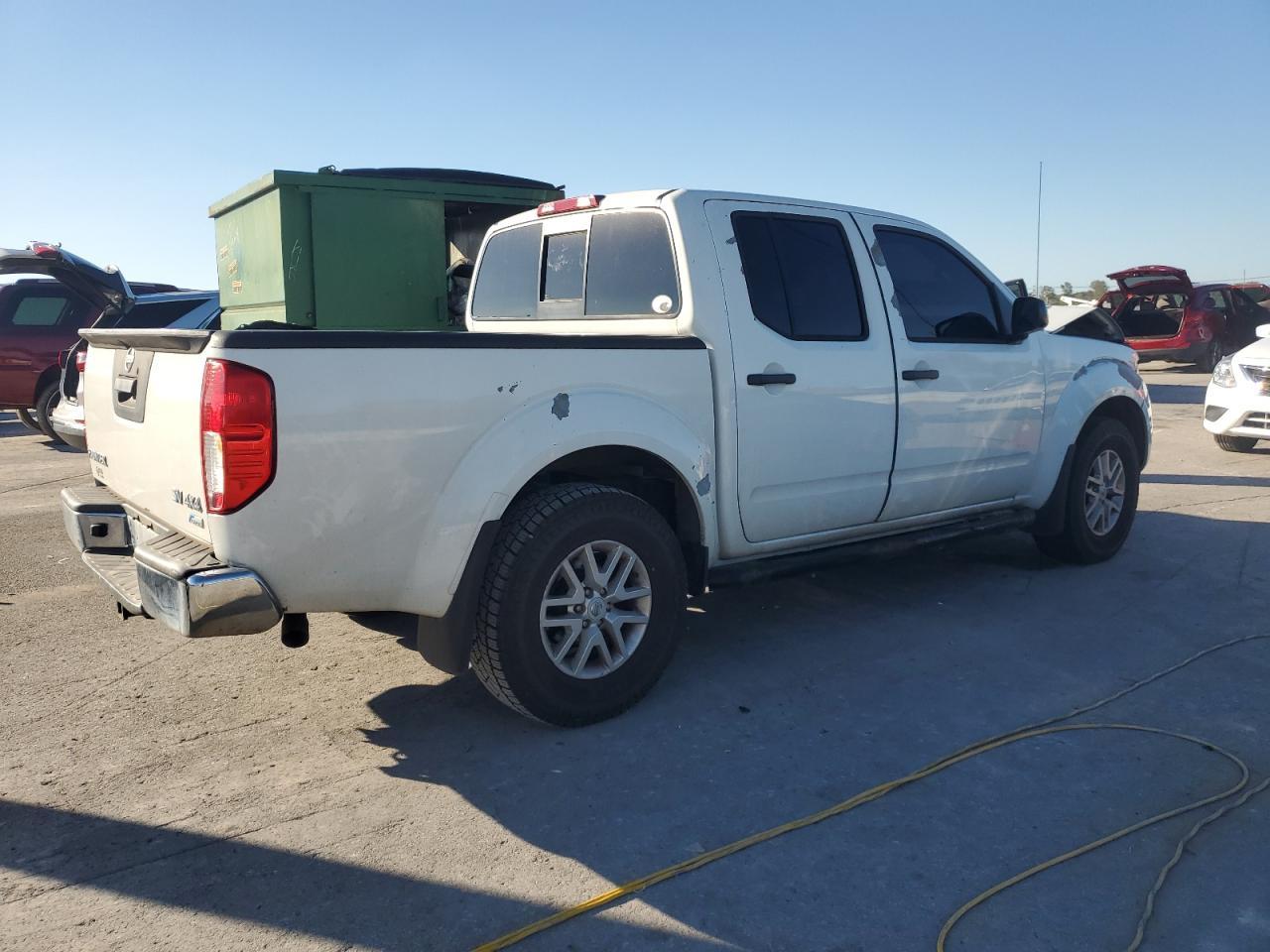 2018 Nissan Frontier S - Image 3