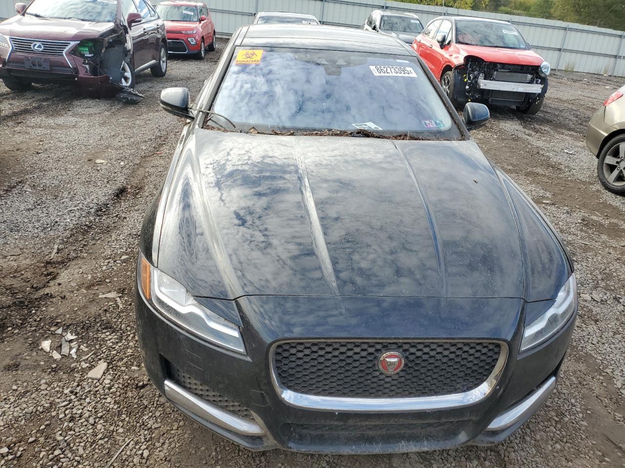 2016 Jaguar Xf Prestige - Image 5