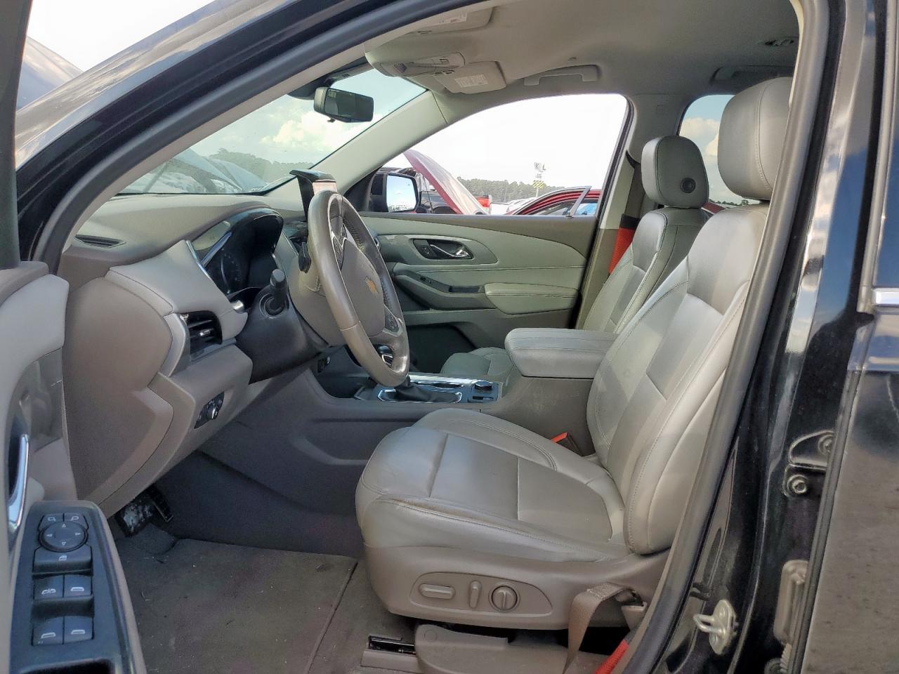 2021 Chevrolet Traverse Lt - Image 7