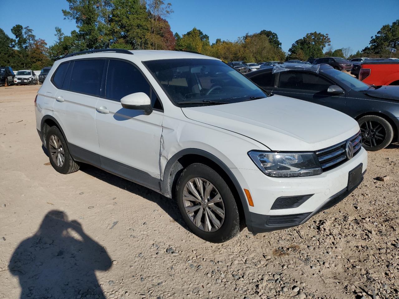 2020 Volkswagen Tiguan S - Фото 4