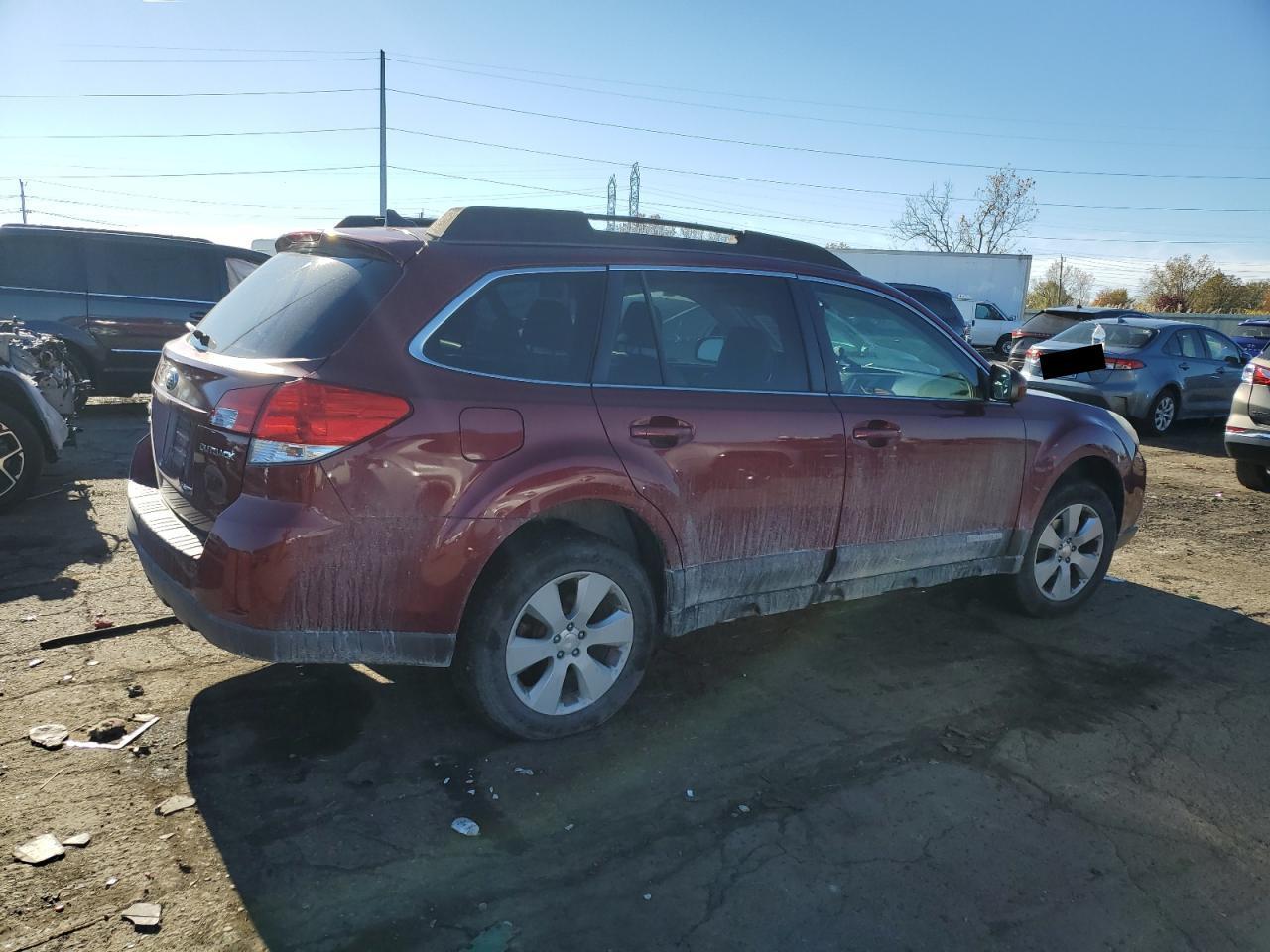 2011 Subaru Outback 2.5I Limited - Image 3