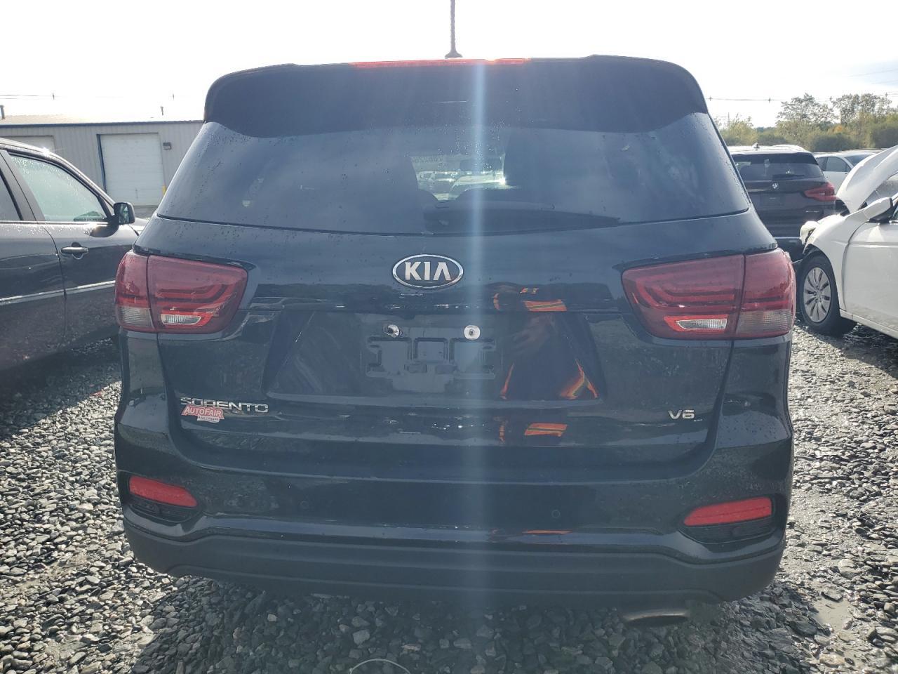 2019 Kia Sorento S V6 - Фото 6