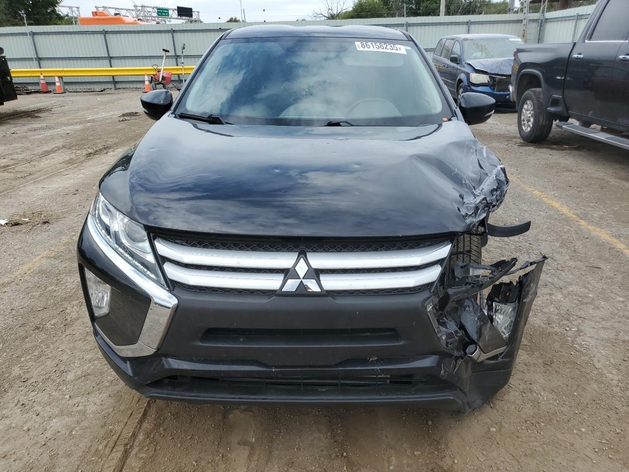 2019 Mitsubishi Eclipse Cross Es - Image 5