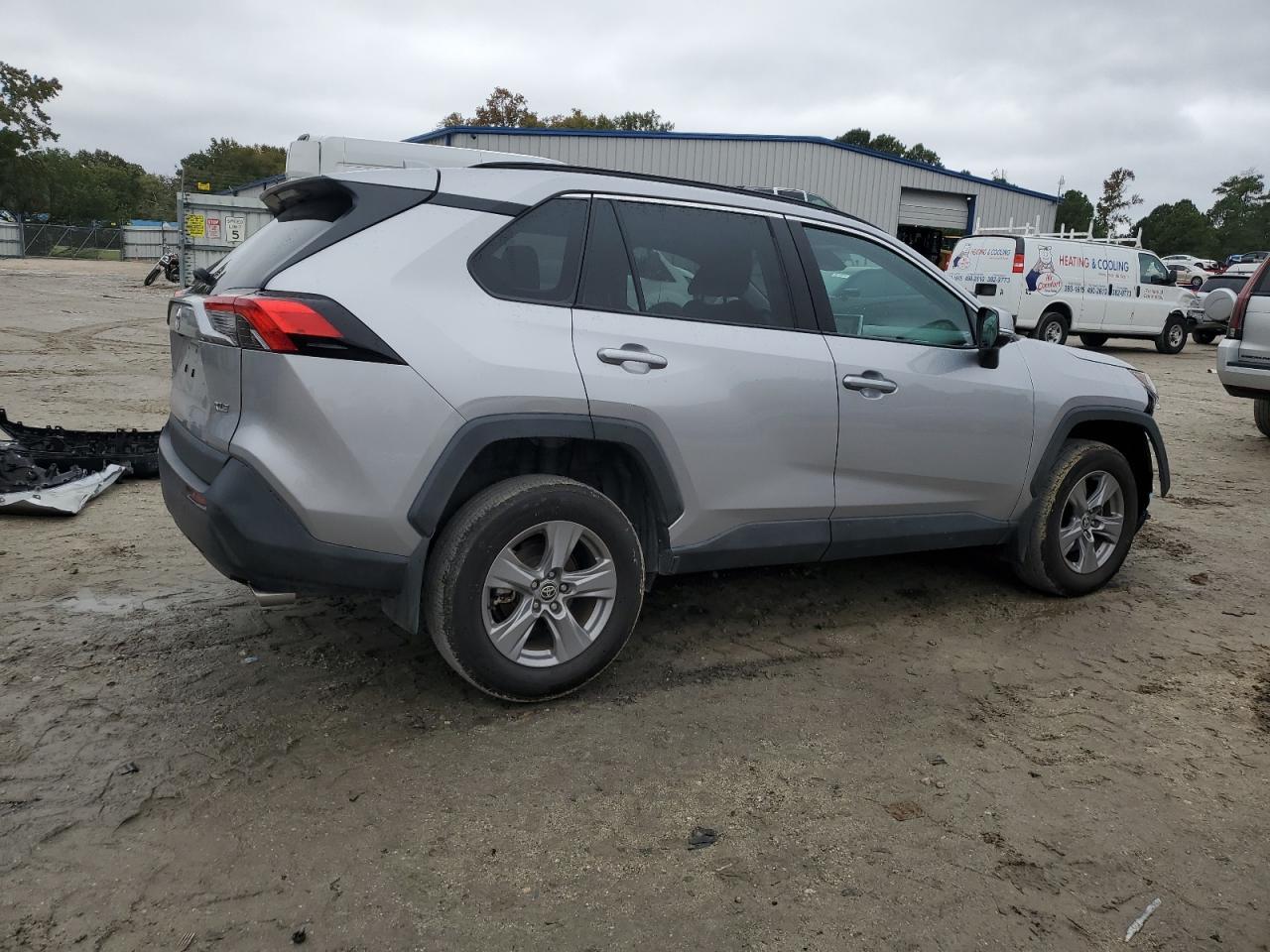 2024 Toyota Rav4 Xle - Фото 3