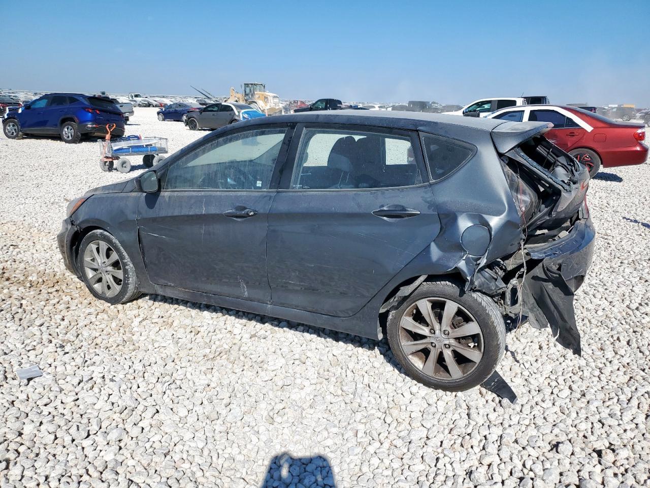 2012 Hyundai Accent Gls - Фото 2