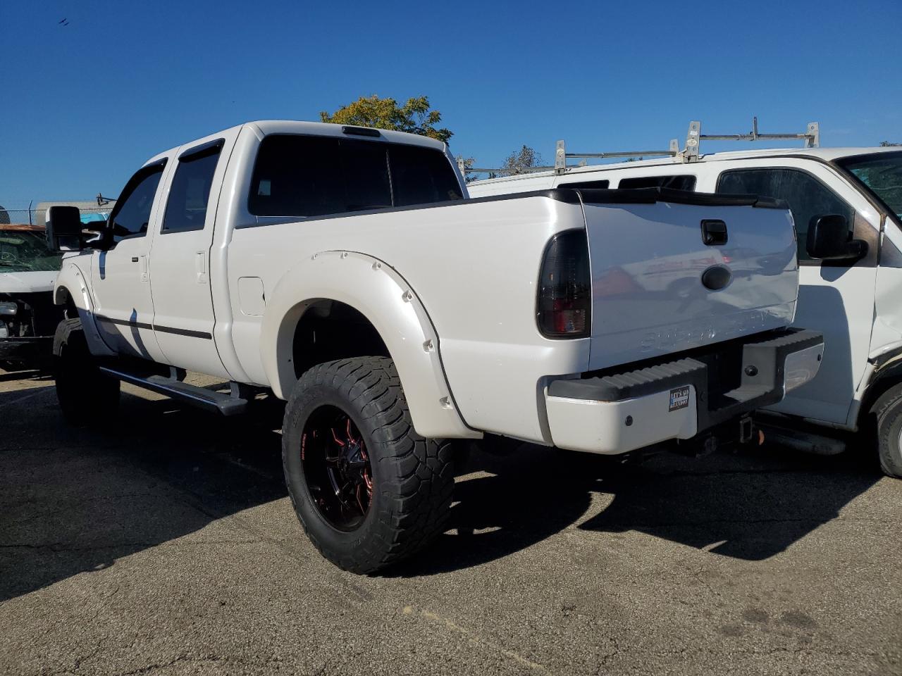 2012 Ford F350 Super Duty - Фото 2