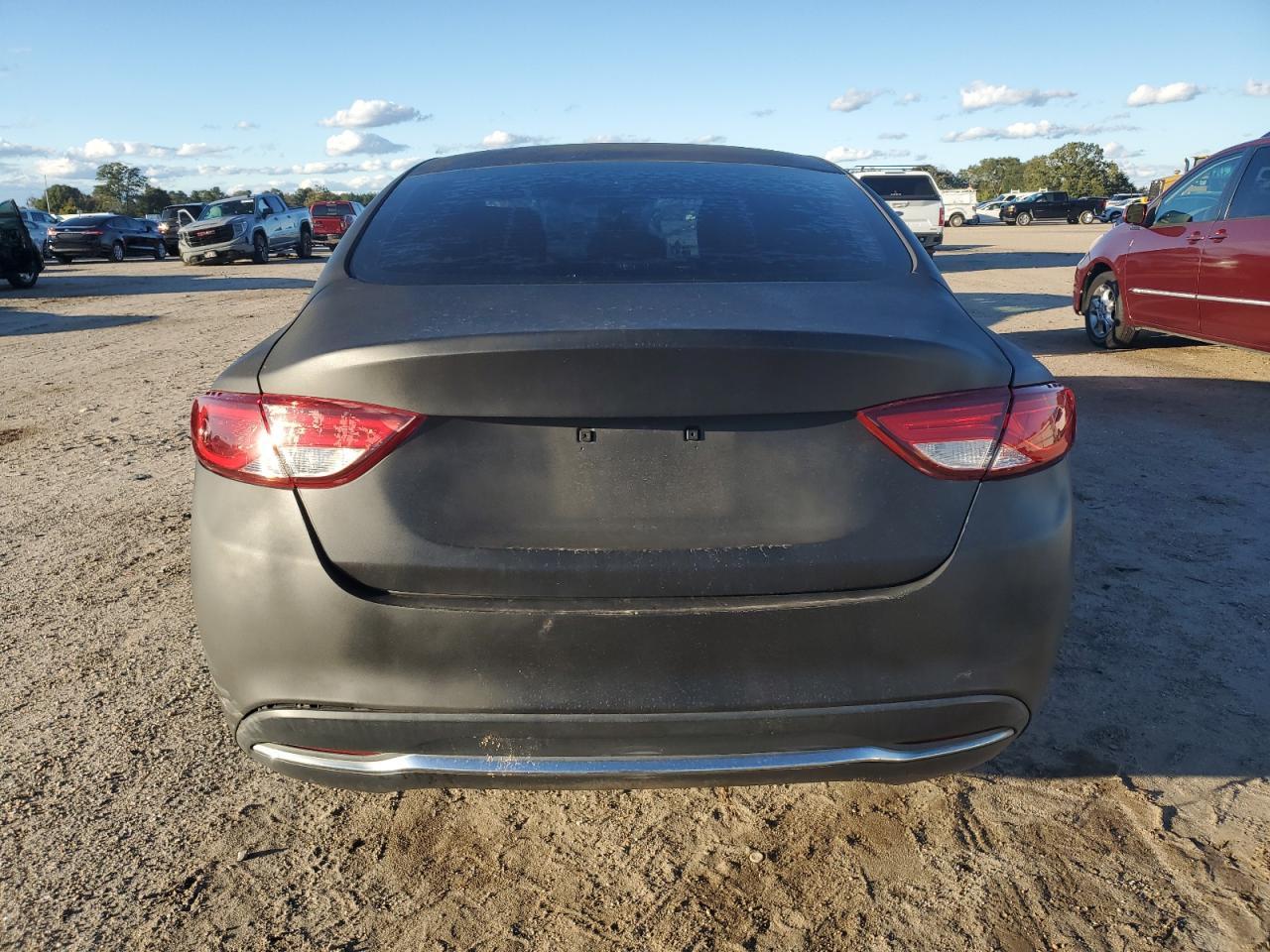2015 Chrysler 200 Limited - Фото 6