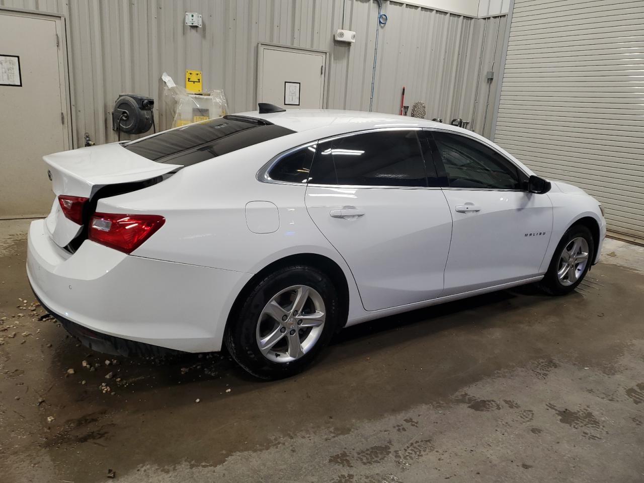 2024 Chevrolet Malibu Ls - Фото 3