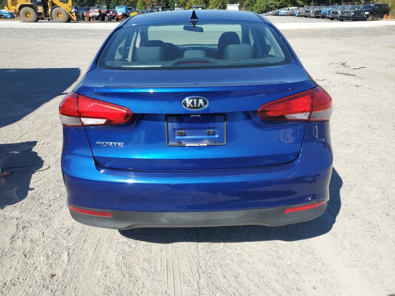 2017 Kia Forte Lx - Image 6