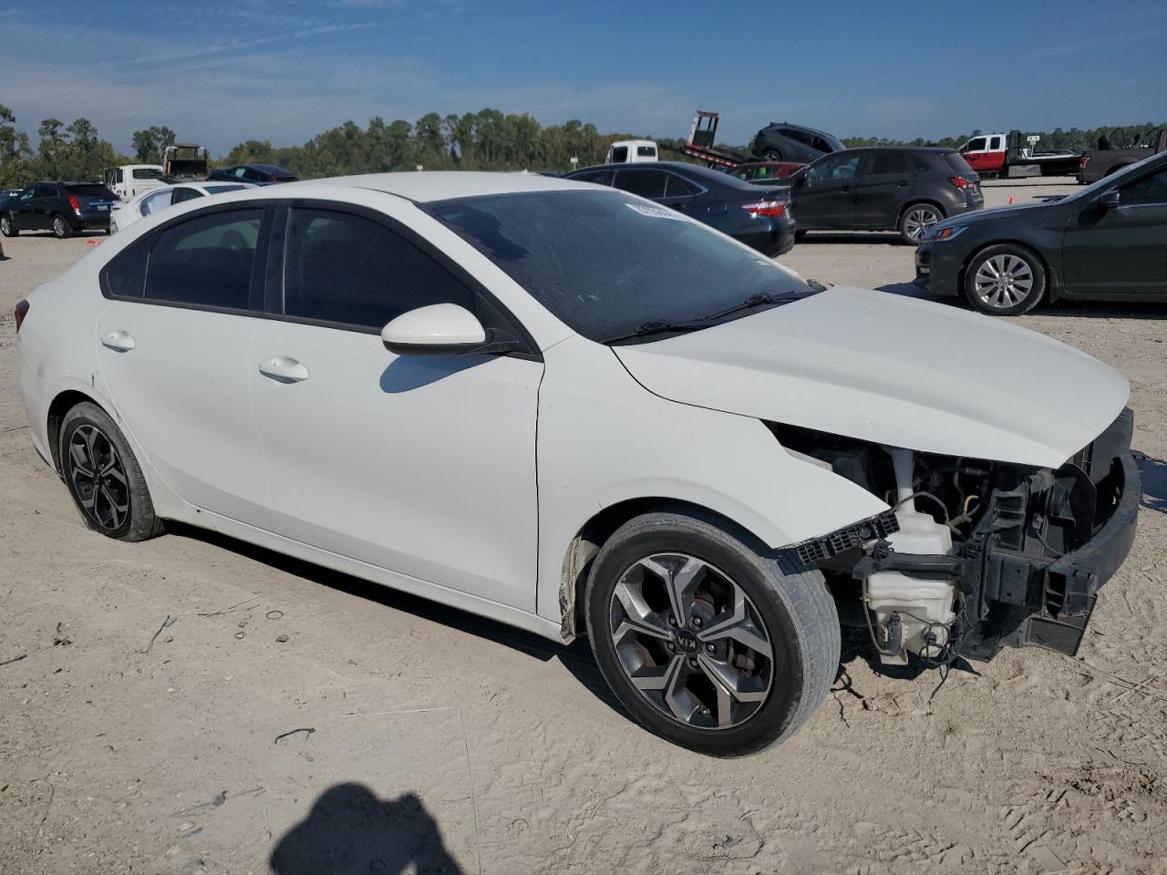2021 Kia Forte Fe - Image 4