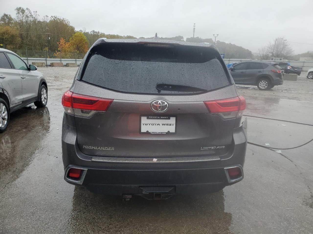 2019 Toyota Highlander Limited - Фото 6