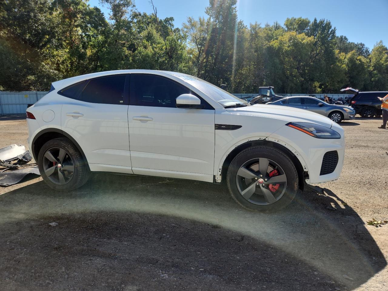 2019 Jaguar E-Pace R-Dynamic Se - Image 4