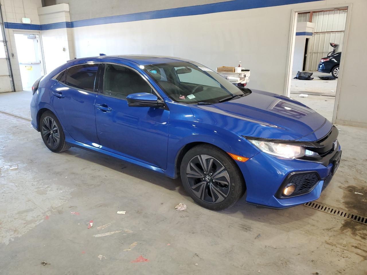 2017 Honda Civic Ex - Image 4