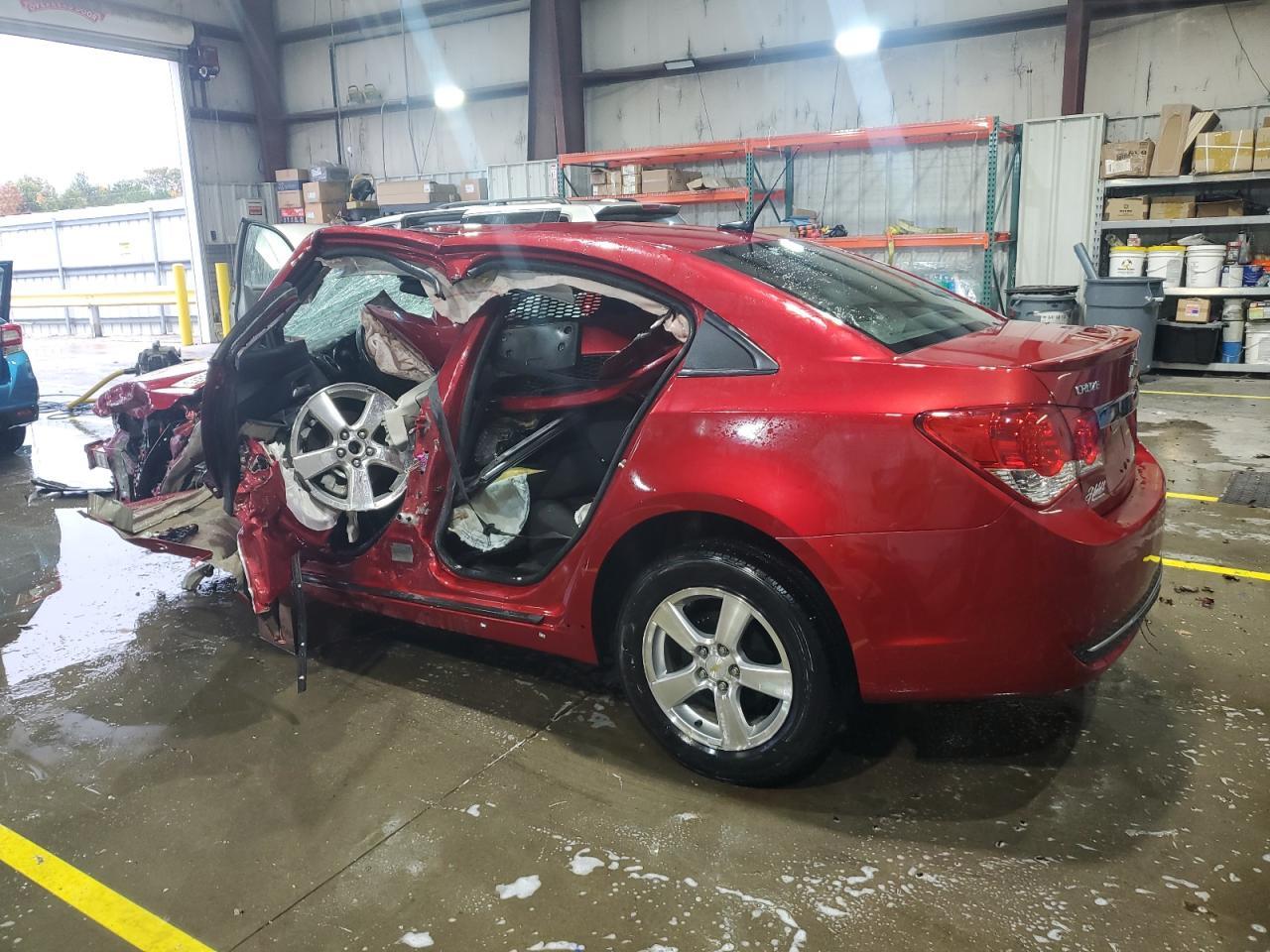 2011 Chevrolet Cruze Lt - Image 2