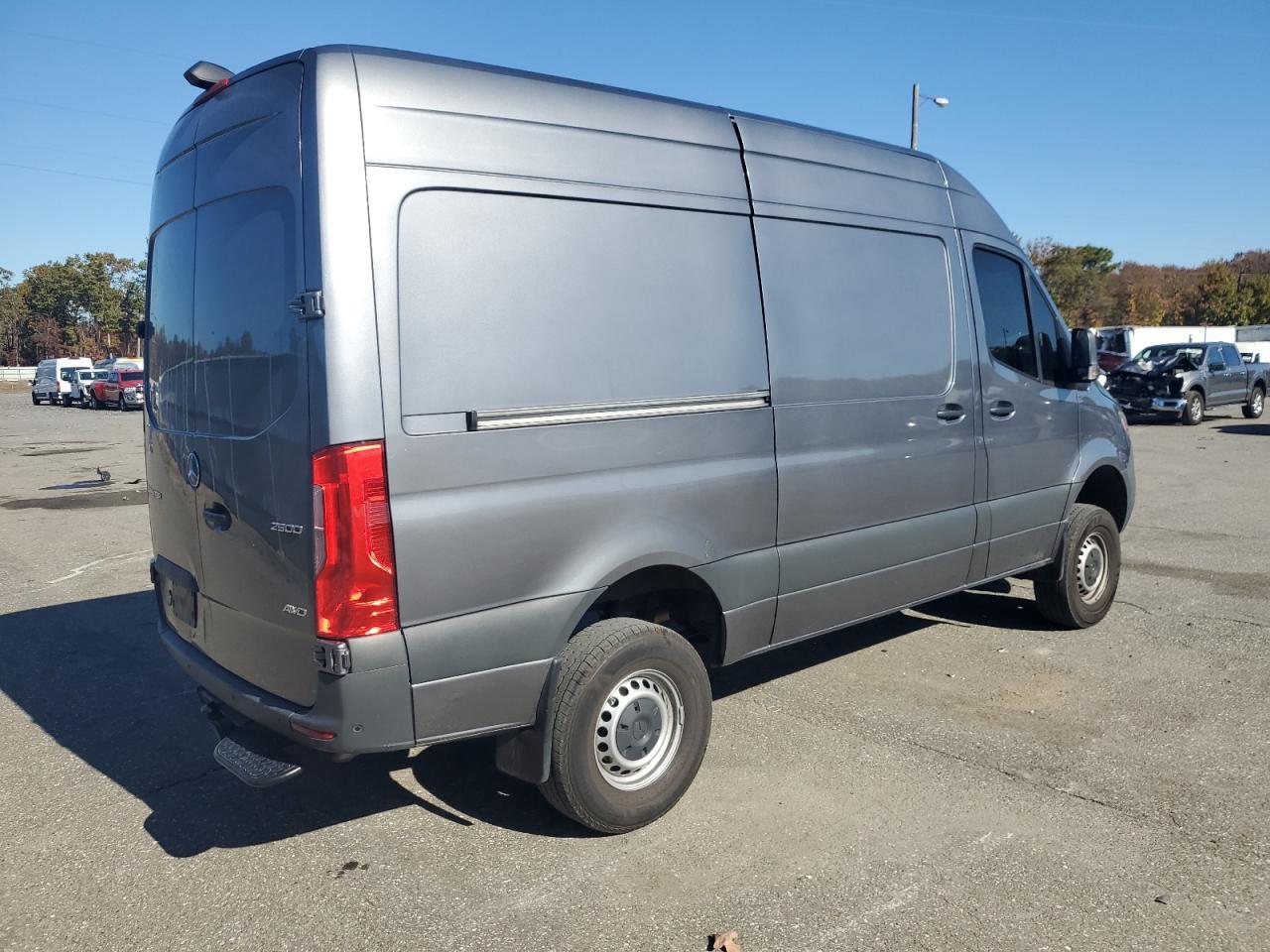 2023 Mercedes Benz Sprinter 2500 Delivery Van - Image 3