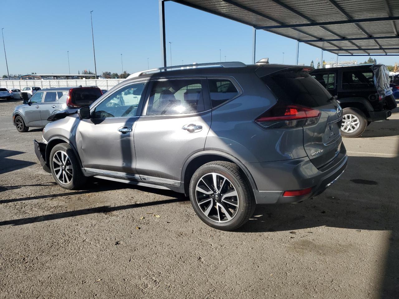 2020 Nissan Rogue S - Фото 2