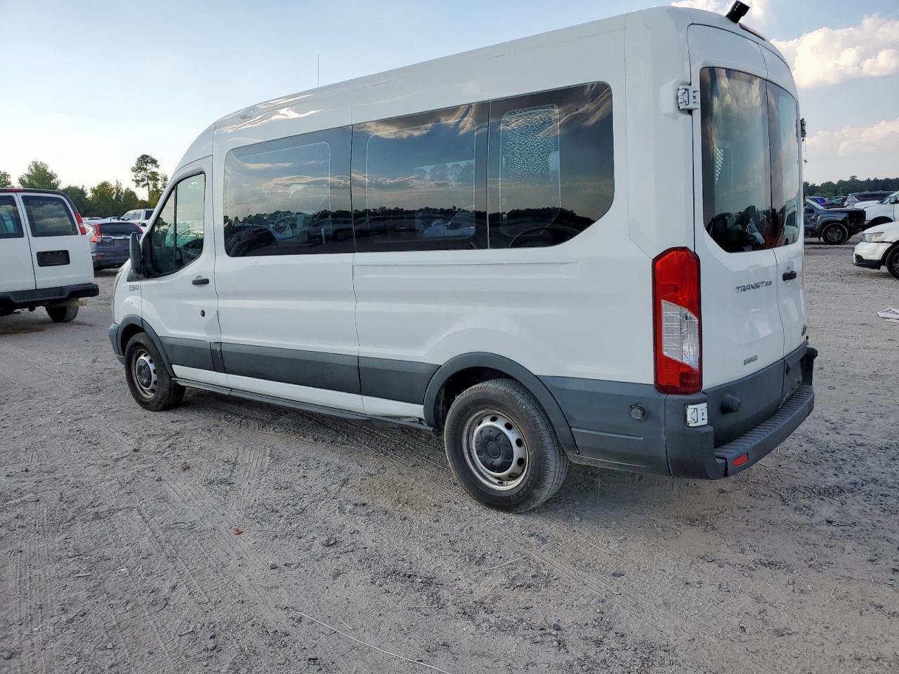 2016 Ford Transit Delivery Van - Image 2