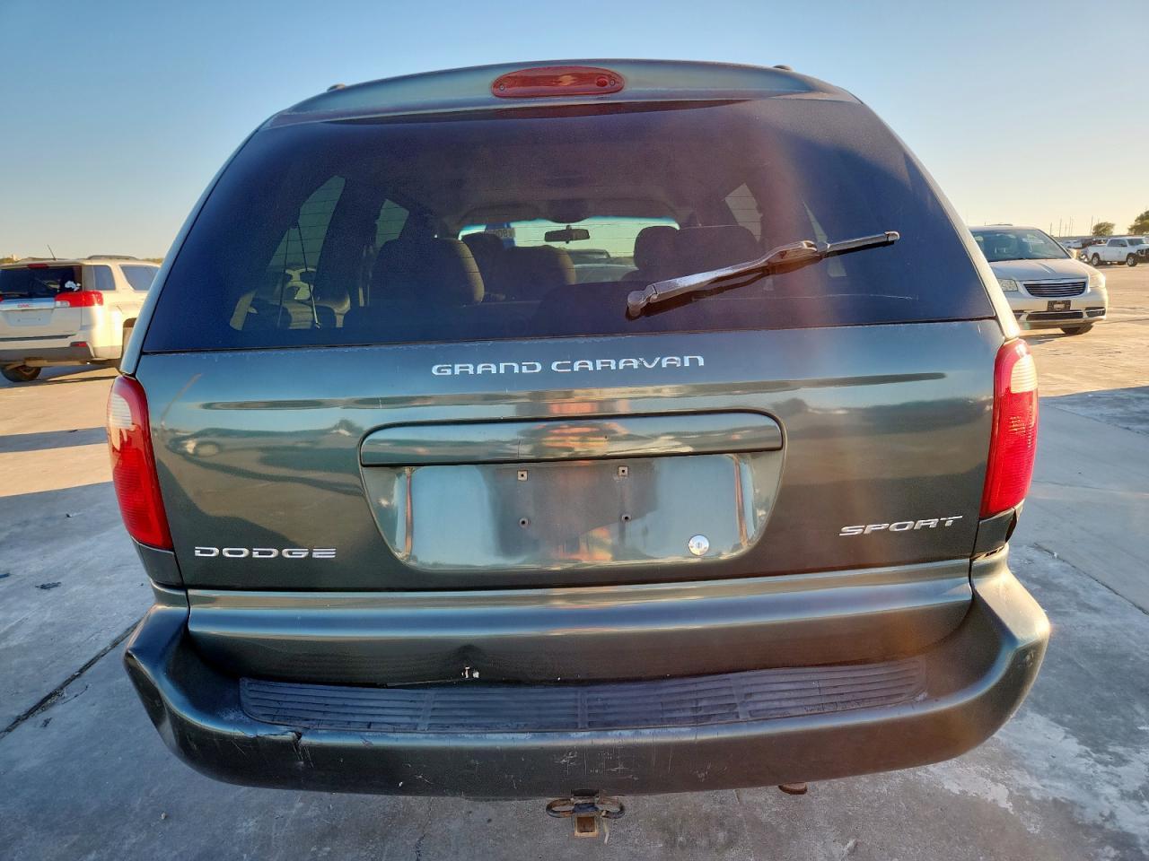 2002 Dodge Grand Caravan Sport - Image 6