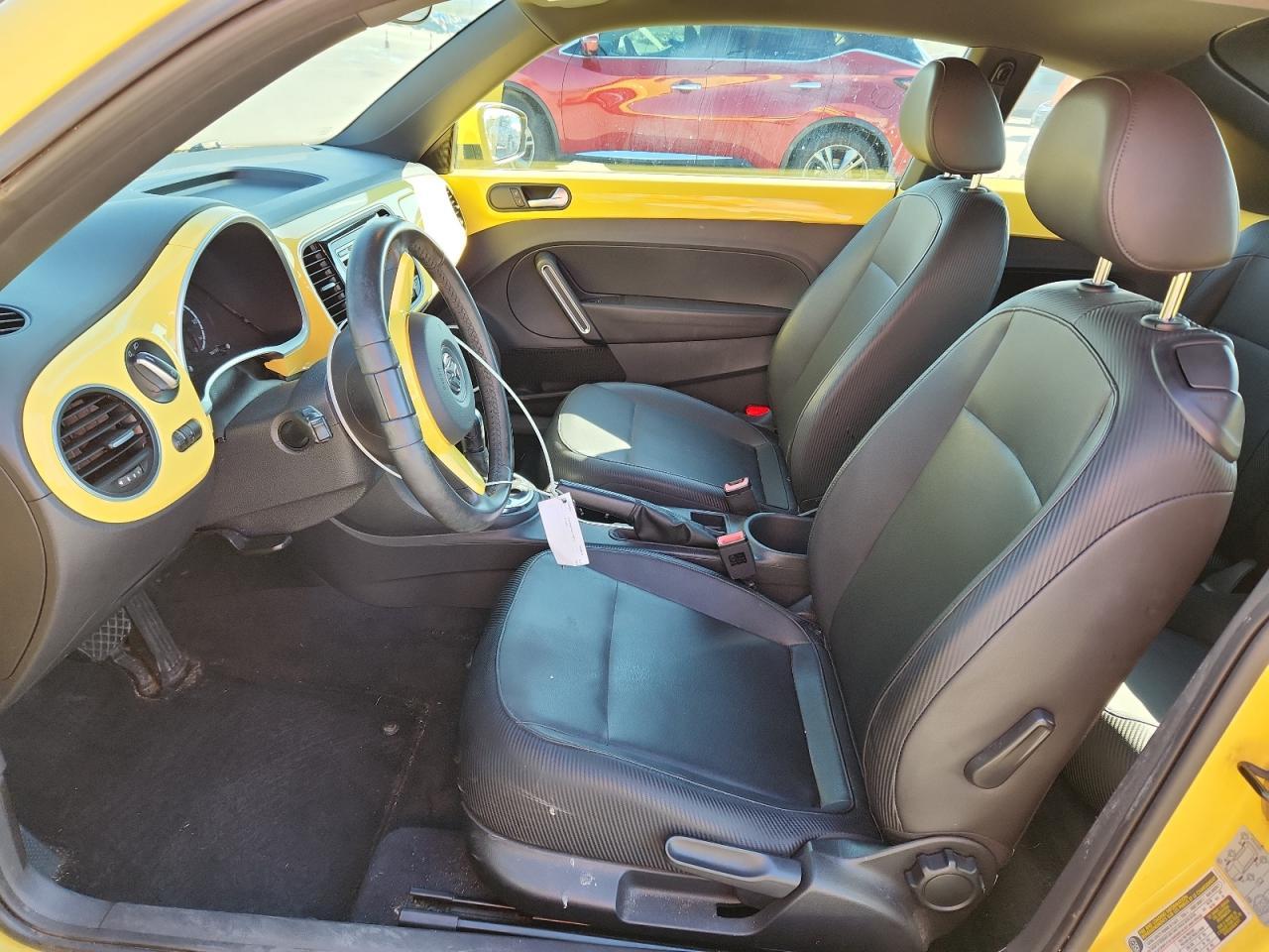 2013 Volkswagen Beetle - Image 7