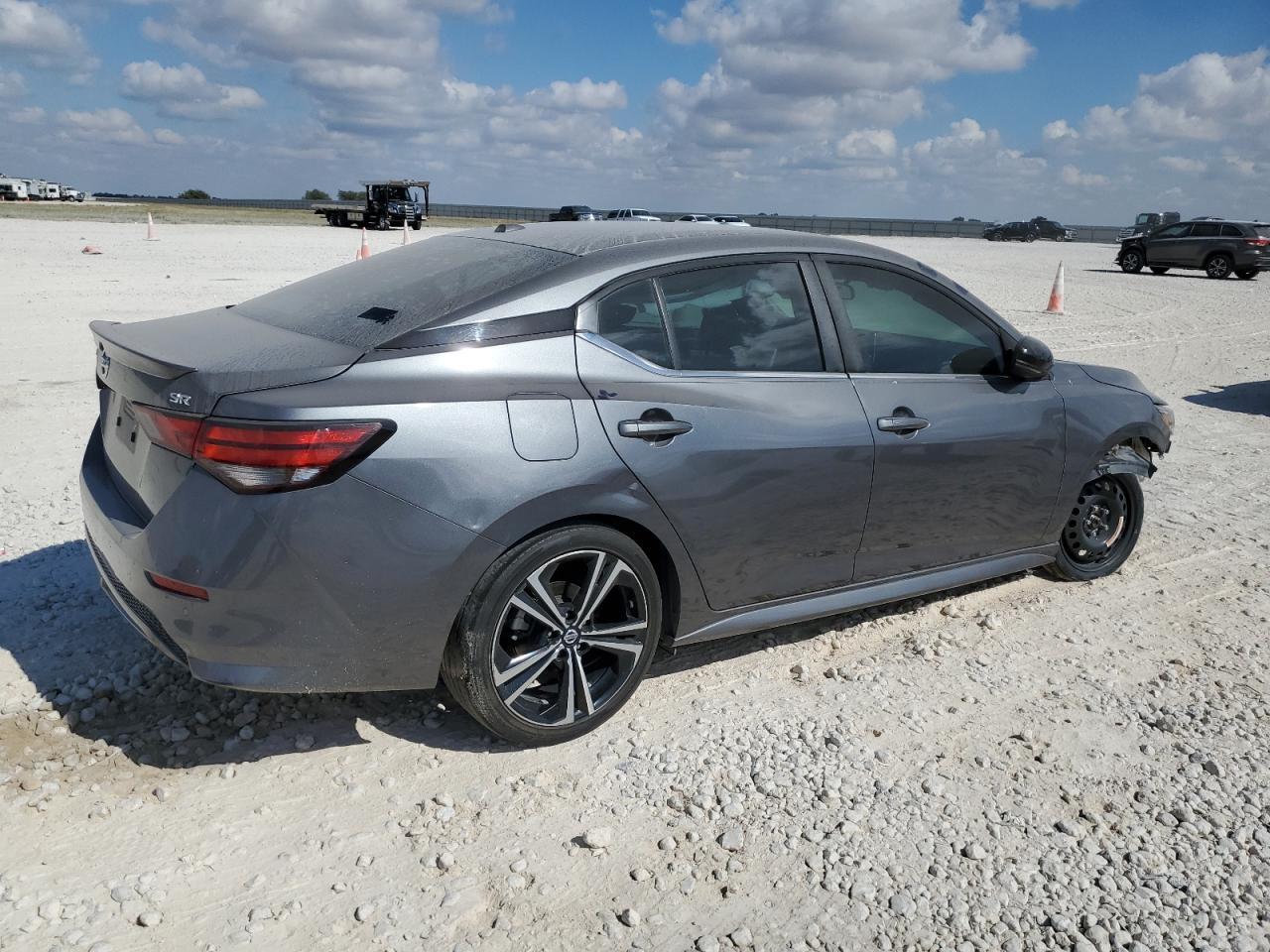 2021 Nissan Sentra Sr - Фото 3