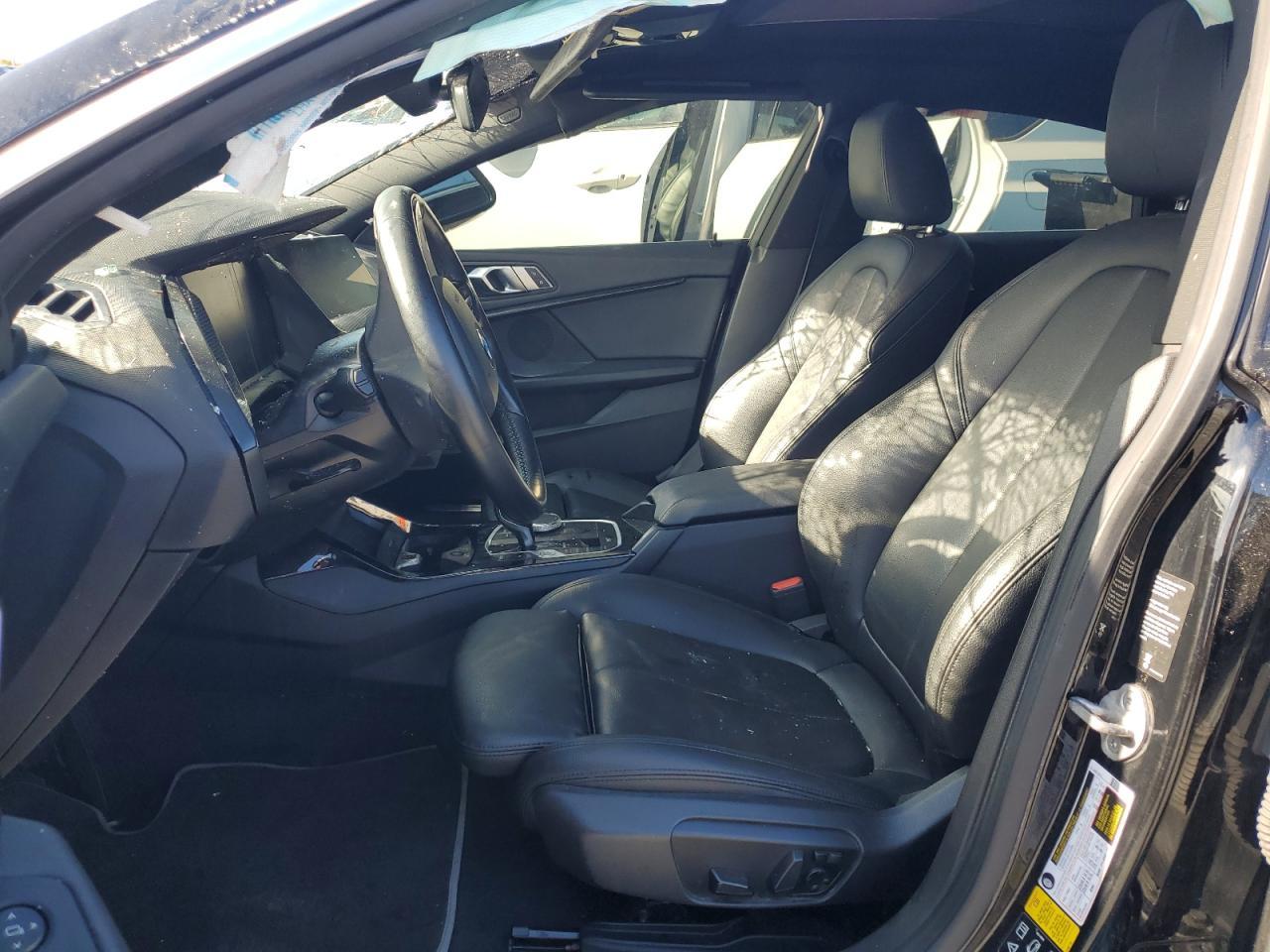 2021 BMW 228Xi - Фото 7