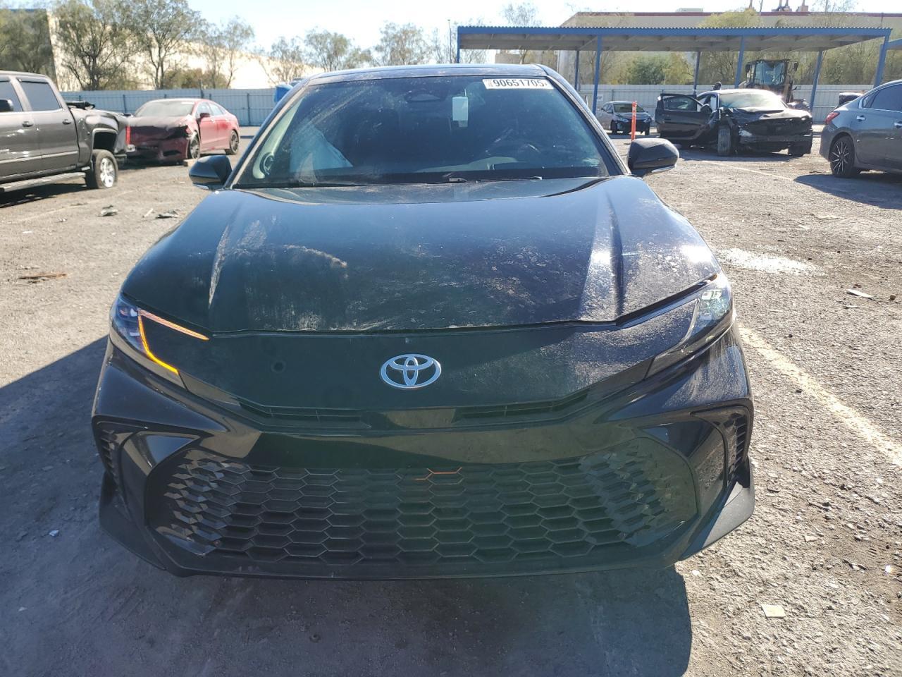 2025 Toyota Camry Xse - Image 5