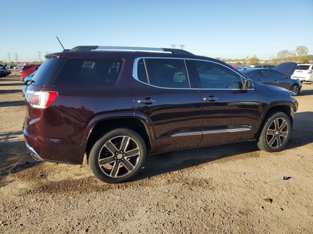 2018 GMC Acadia Denali - Image 3