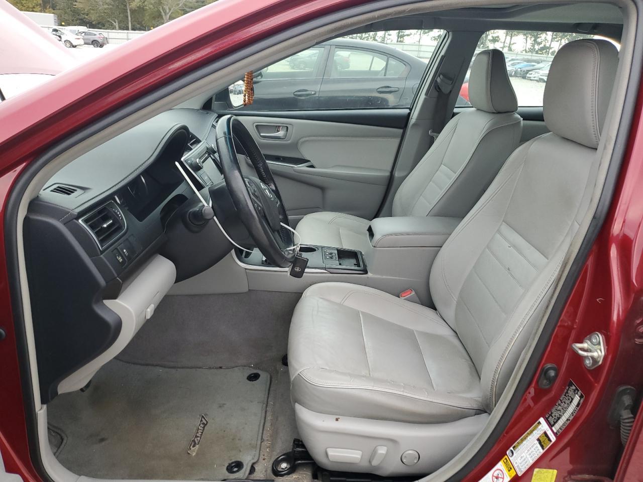 2017 Toyota Camry Le - Image 7